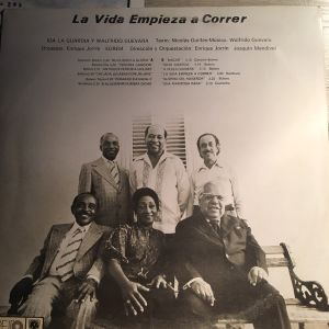 Los Idaido / Ida Laguardia / Walfrido Guevara - La Vida Empieza A Correr