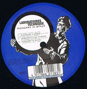 Laboratoires Technique - Pioneers In Space (1997)