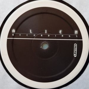 DJ Manta - Holding On (1999)