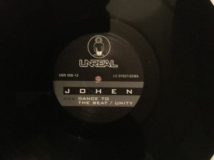 Johen - Dance To The Beat (2001)